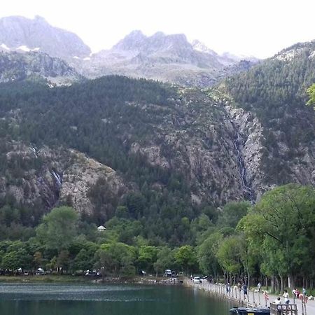 El Refugio De Tena - Tucasaenlospirineos Escarrilla Bagian luar foto