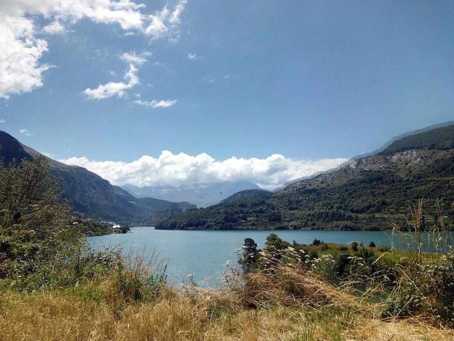El Refugio De Tena - Tucasaenlospirineos Escarrilla Bagian luar foto