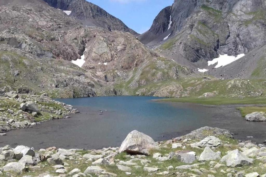 El Refugio De Tena - Tucasaenlospirineos Escarrilla Bagian luar foto