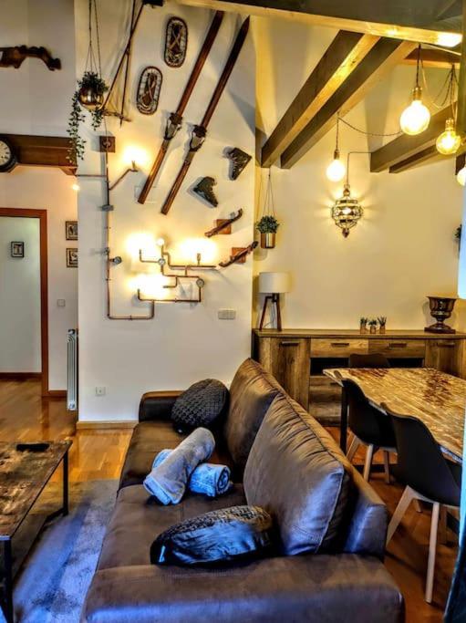 El Refugio De Tena - Tucasaenlospirineos Escarrilla Bagian luar foto