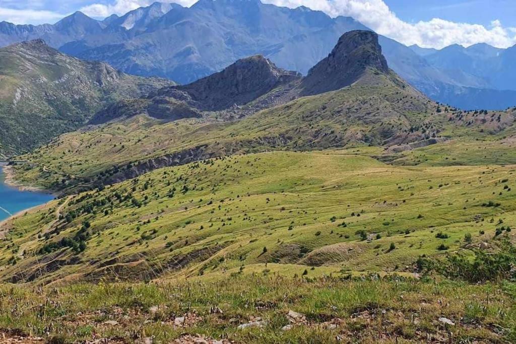 El Refugio De Tena - Tucasaenlospirineos Escarrilla Bagian luar foto
