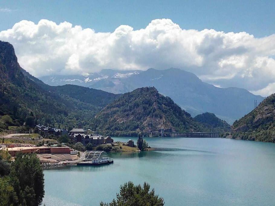 El Refugio De Tena - Tucasaenlospirineos Escarrilla Bagian luar foto