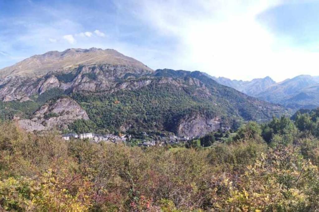 El Refugio De Tena - Tucasaenlospirineos Escarrilla Bagian luar foto